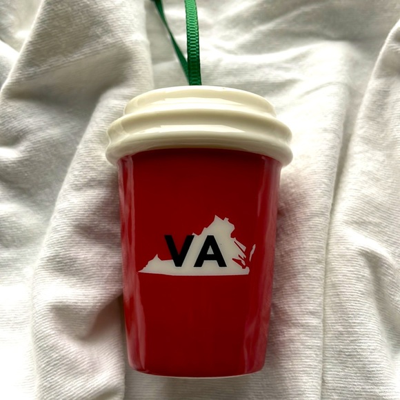 Starbucks Red Cup Decor - Picture 3 of 4